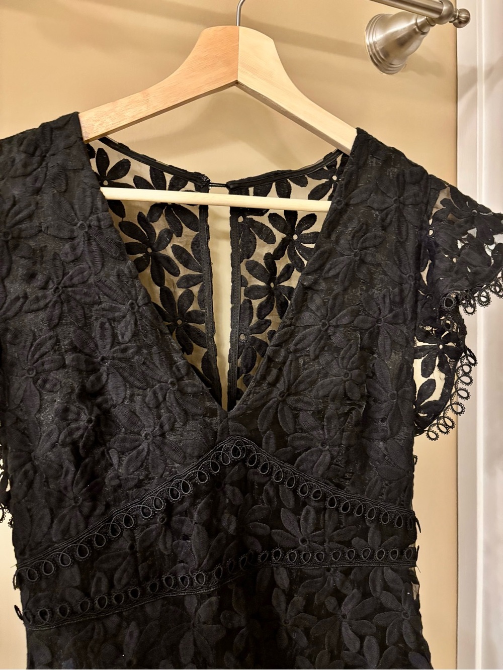 Lost and Wander Black Floral Lace V-Neck Midi Dress